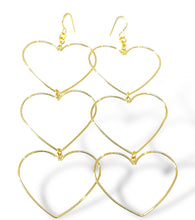 Load image into Gallery viewer, Hearts Earrings
