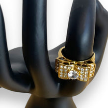 Load image into Gallery viewer, Bow Fashion Ring No. 33
