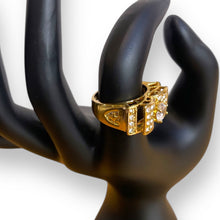 Load image into Gallery viewer, Bow Fashion Ring No. 33
