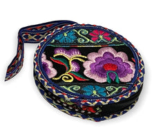 Load image into Gallery viewer, Embroidered Coin Purse
