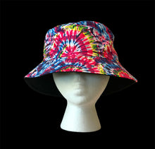 Load image into Gallery viewer, Tye Die Bucket Hat
