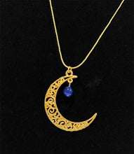 Load image into Gallery viewer, Blue Cat&#39;s Eye Moon ~ necklace
